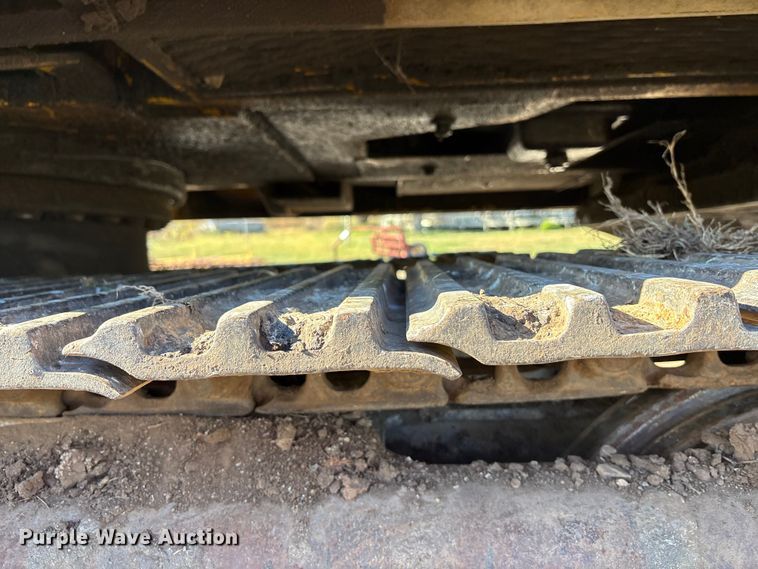 image for item DK0032 1980 John Deere 690BB excavator