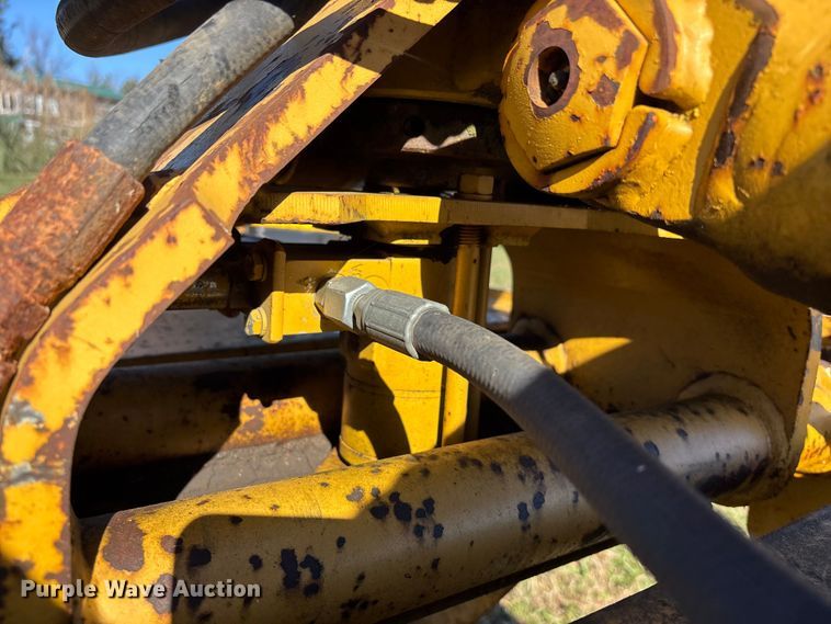 image for item DK0038 Clamshell bucket