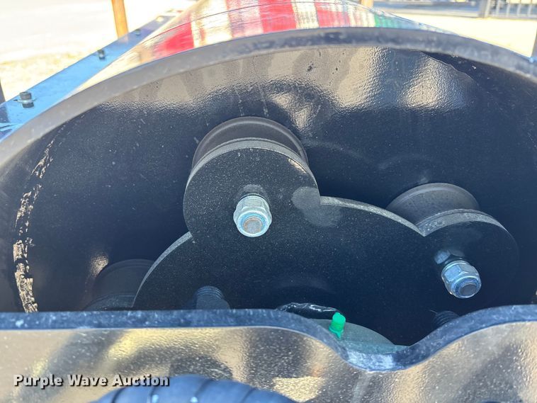 image for item DK0097 2025 GIYI  GY-CW59 skid steer vibratory roller