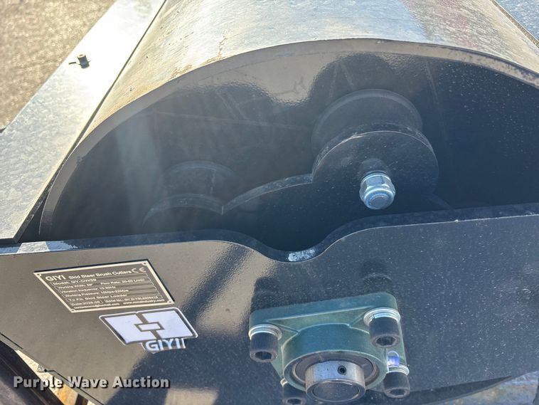 image for item DK0097 2025 GIYI  GY-CW59 skid steer vibratory roller