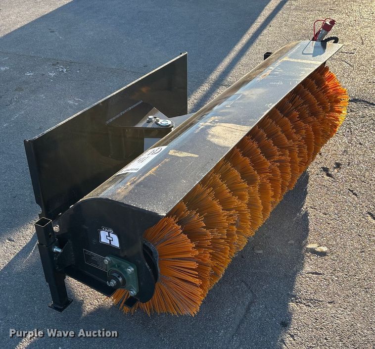 image for item DK0098 SE61 skid steer sweeper