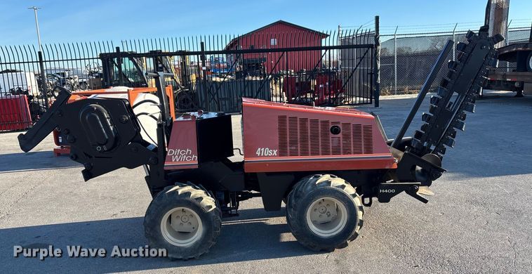 image for item DK0100 2000 Ditch Witch 410 SXD trencher