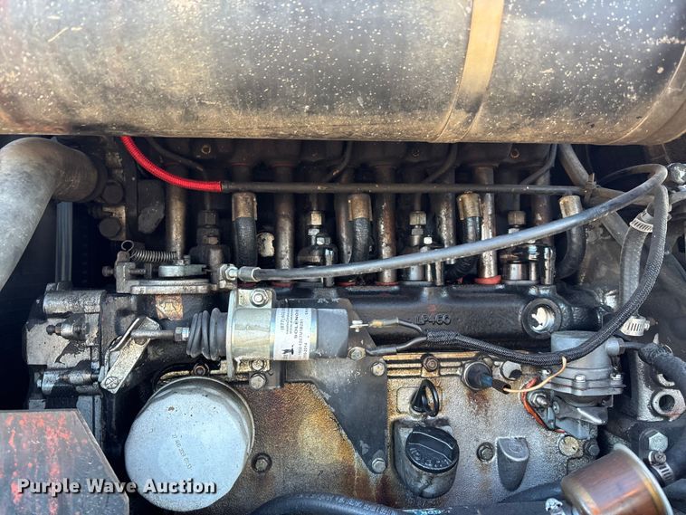 image for item DK0100 2000 Ditch Witch 410 SXD trencher