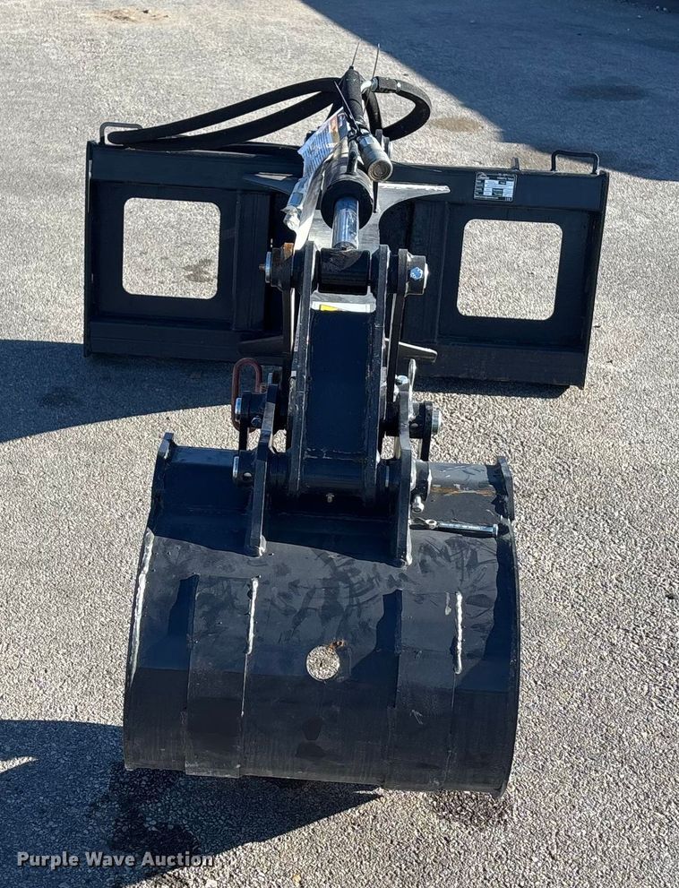 image for item DK0103 2025 Arteer SD07L  skid steer backhoe