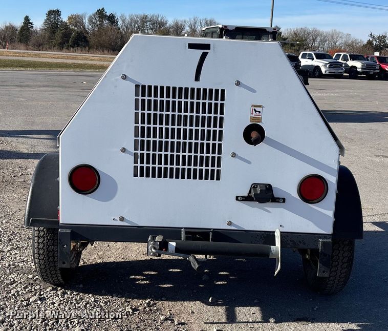 image for item DK0104 2015 Generac MLG08-Halibrit generator