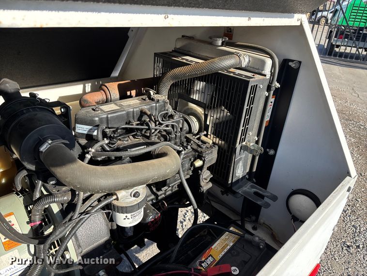 image for item DK0104 2015 Generac MLG08-Halibrit generator