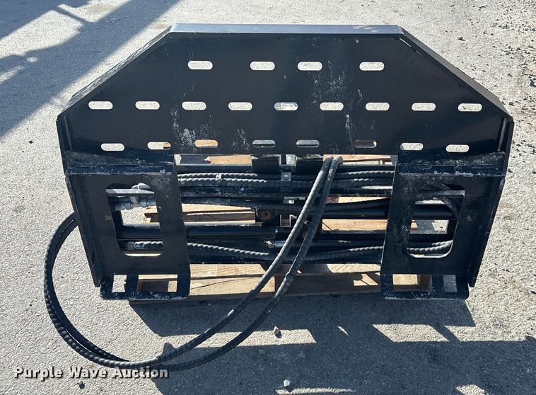 image for item DK0110 GIYI SF60 skid steer forks