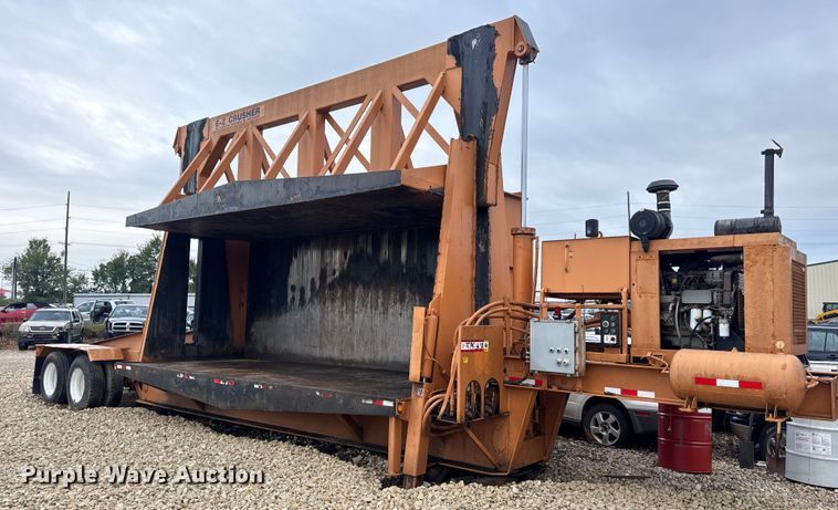 image for item DO2274 R.M. Johnson Model B E-Z Crusher car crusher trailer