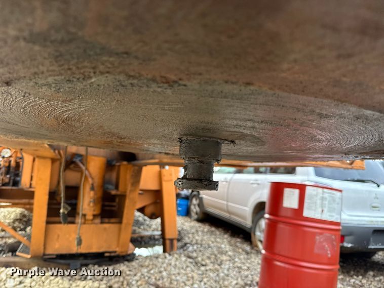 image for item DO2274 R.M. Johnson Model B E-Z Crusher car crusher trailer