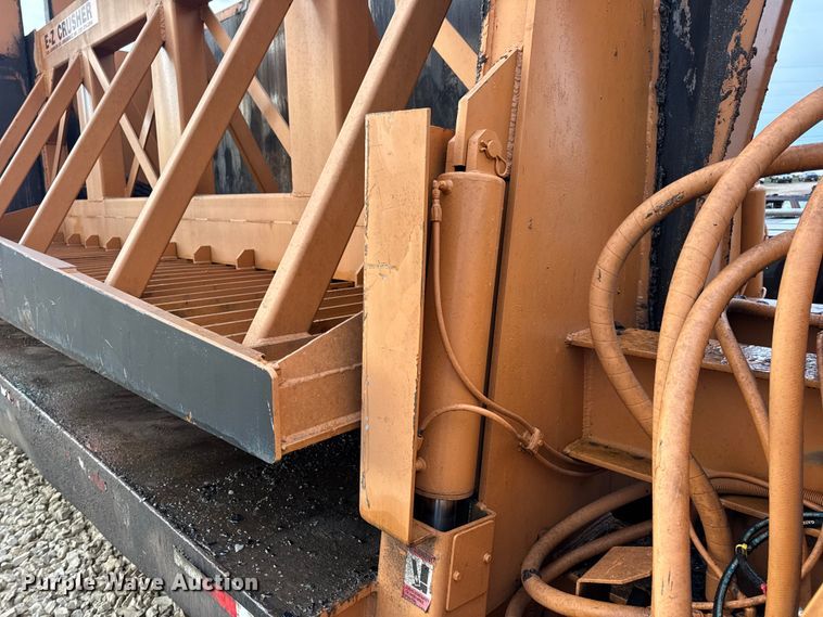 image for item DO2274 R.M. Johnson Model B E-Z Crusher car crusher trailer