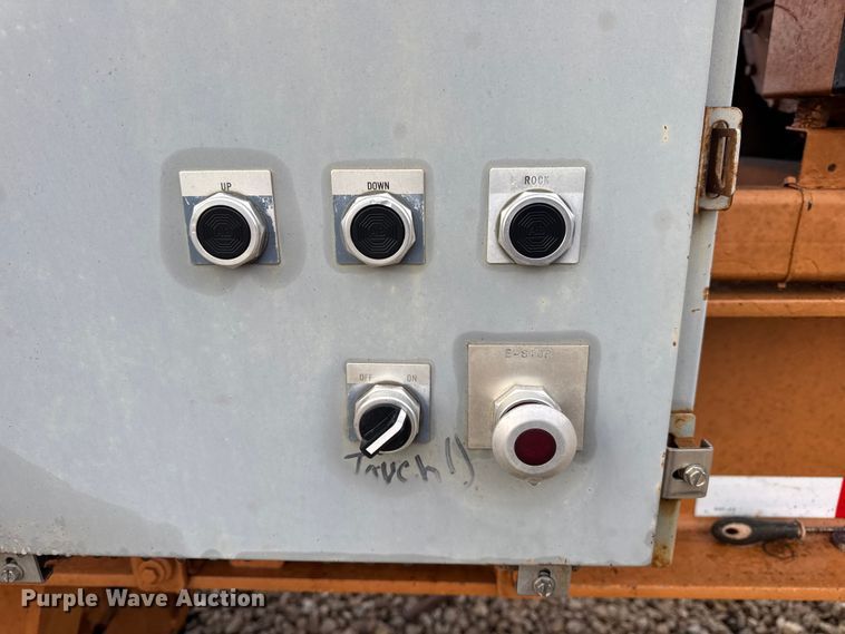 image for item DO2274 R.M. Johnson Model B E-Z Crusher car crusher trailer