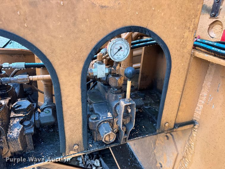 image for item DO2274 R.M. Johnson Model B E-Z Crusher car crusher trailer