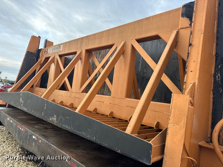 image for item DO2274 R.M. Johnson Model B E-Z Crusher car crusher trailer