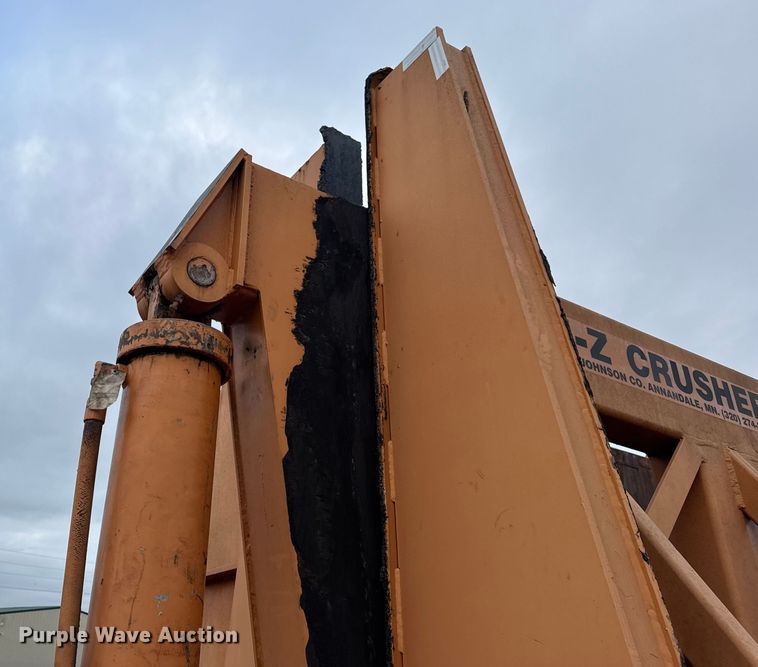 image for item DO2274 R.M. Johnson Model B E-Z Crusher car crusher trailer