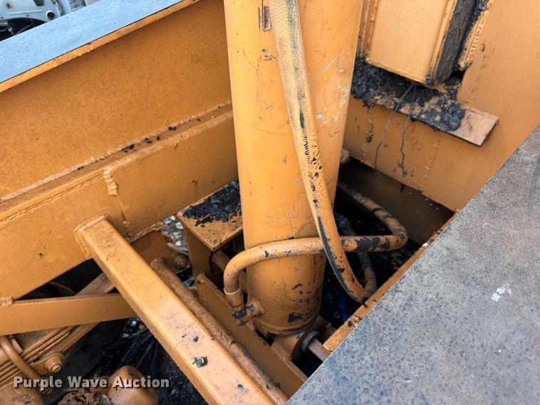 image for item DO2274 R.M. Johnson Model B E-Z Crusher car crusher trailer