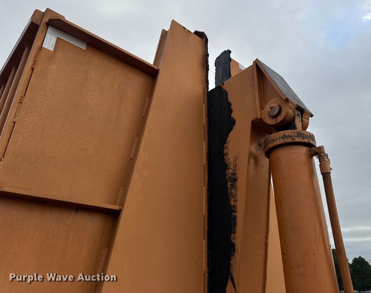 image for item DO2274 R.M. Johnson Model B E-Z Crusher car crusher trailer