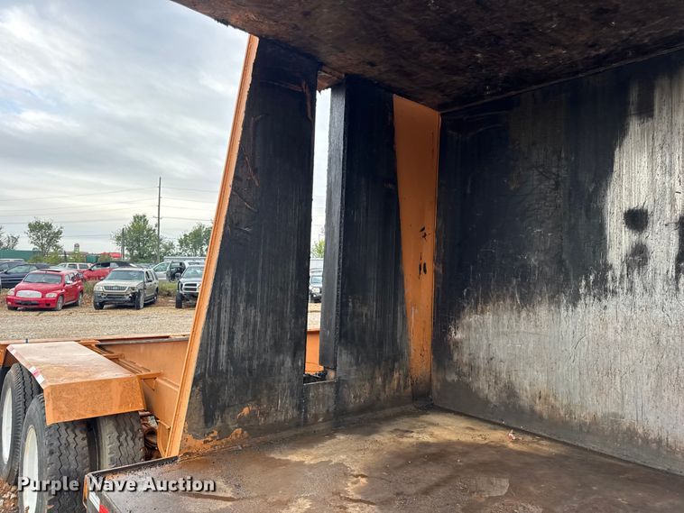 image for item DO2274 R.M. Johnson Model B E-Z Crusher car crusher trailer