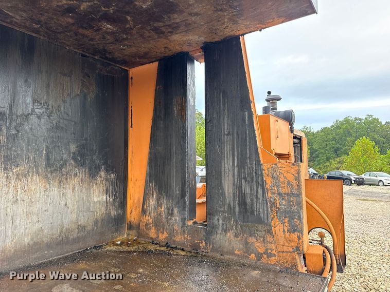 image for item DO2274 R.M. Johnson Model B E-Z Crusher car crusher trailer