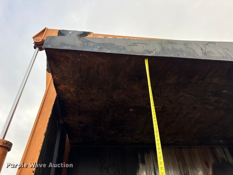 image for item DO2274 R.M. Johnson Model B E-Z Crusher car crusher trailer