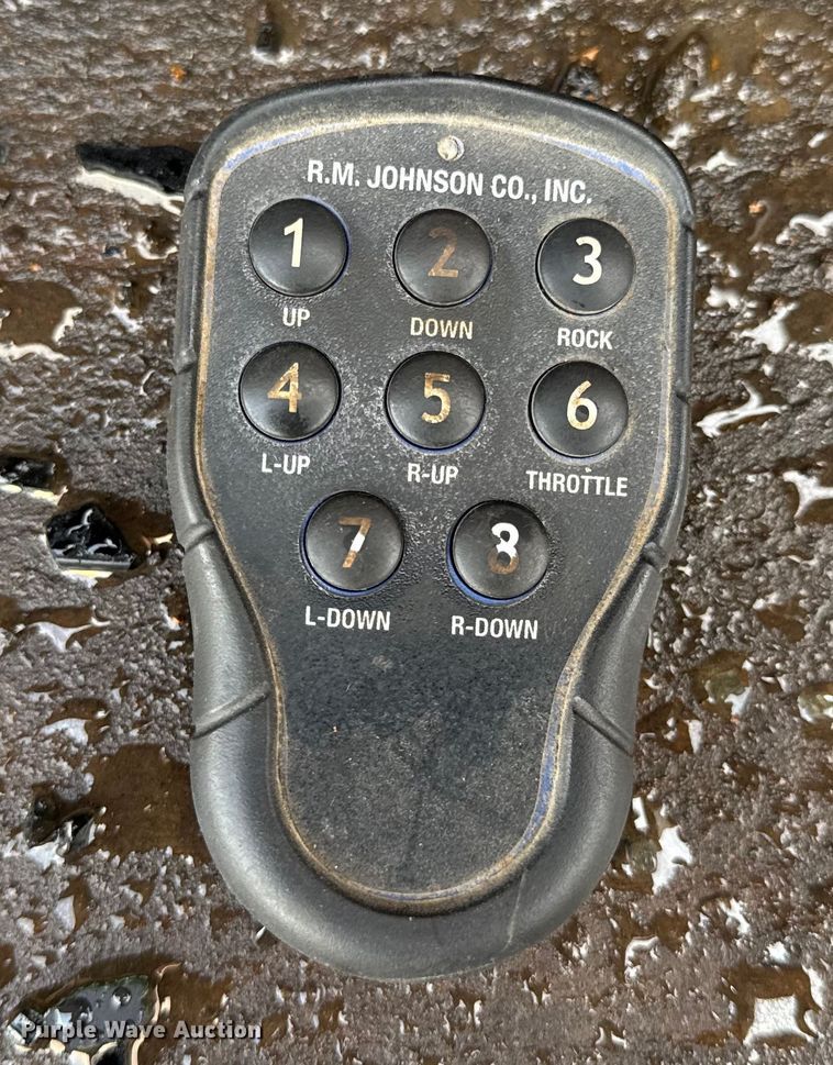 image for item DO2274 R.M. Johnson Model B E-Z Crusher car crusher trailer