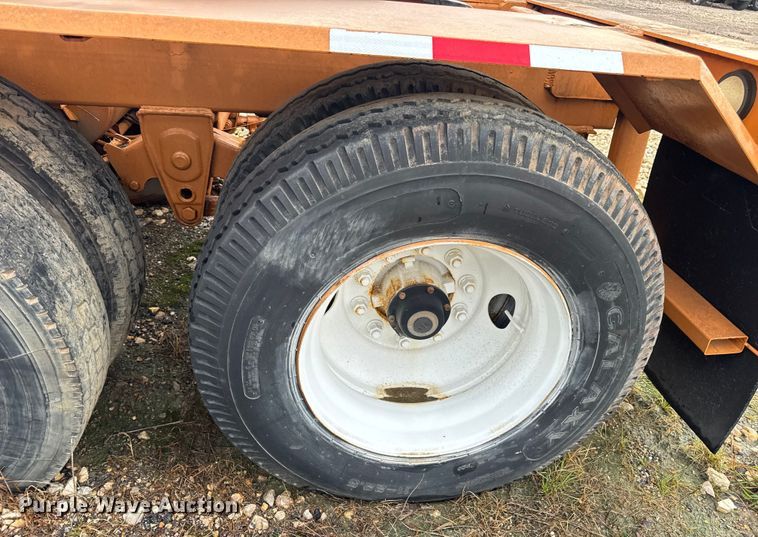 image for item DO2274 R.M. Johnson Model B E-Z Crusher car crusher trailer