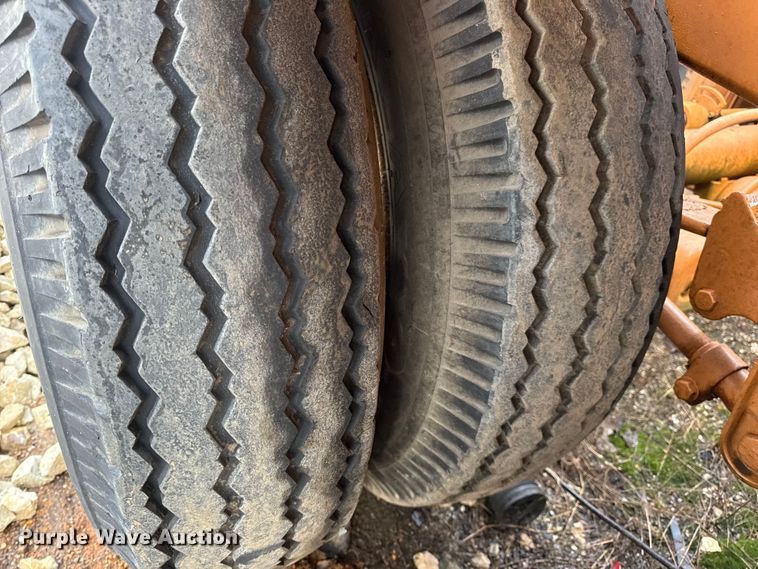 image for item DO2274 R.M. Johnson Model B E-Z Crusher car crusher trailer