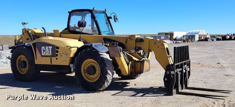 MANIPULADOR 2010 CATERPILLAR