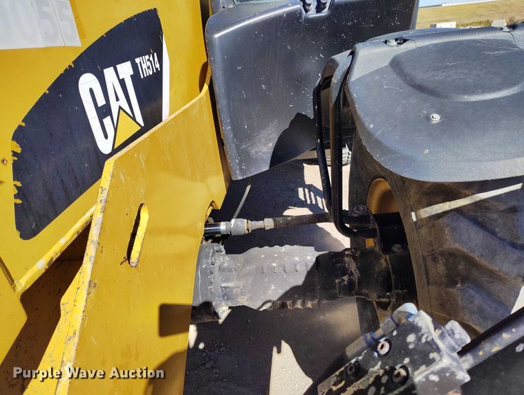 image for item DP5089 2010 Caterpillar TH514 telehandler