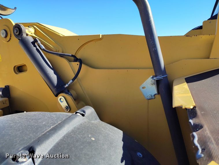 image for item DP5089 2010 Caterpillar TH514 telehandler