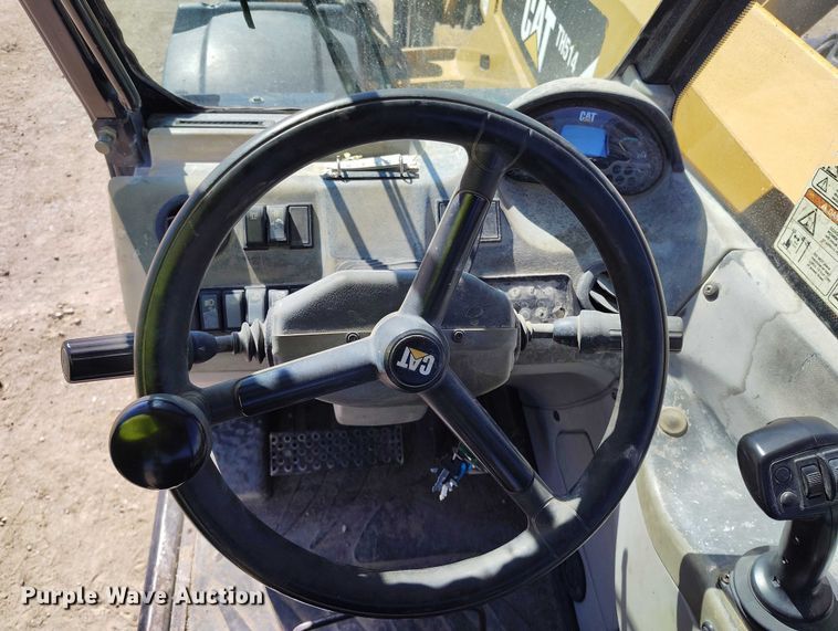 image for item DP5089 2010 Caterpillar TH514 telehandler
