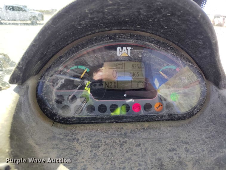 image for item DP5089 2010 Caterpillar TH514 telehandler