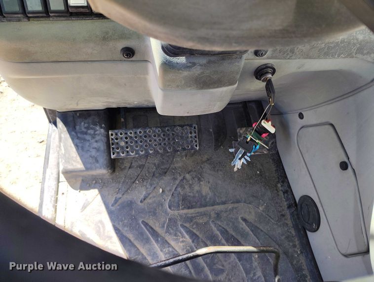 image for item DP5089 2010 Caterpillar TH514 telehandler