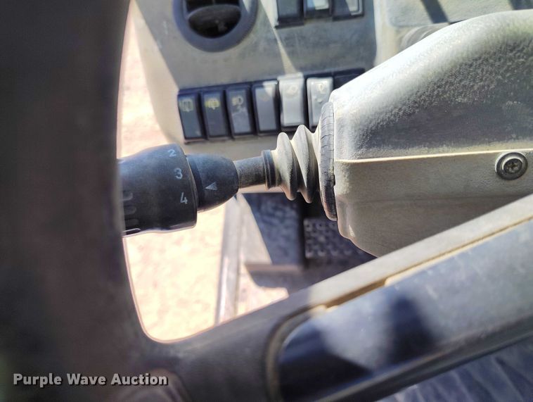 image for item DP5089 2010 Caterpillar TH514 telehandler