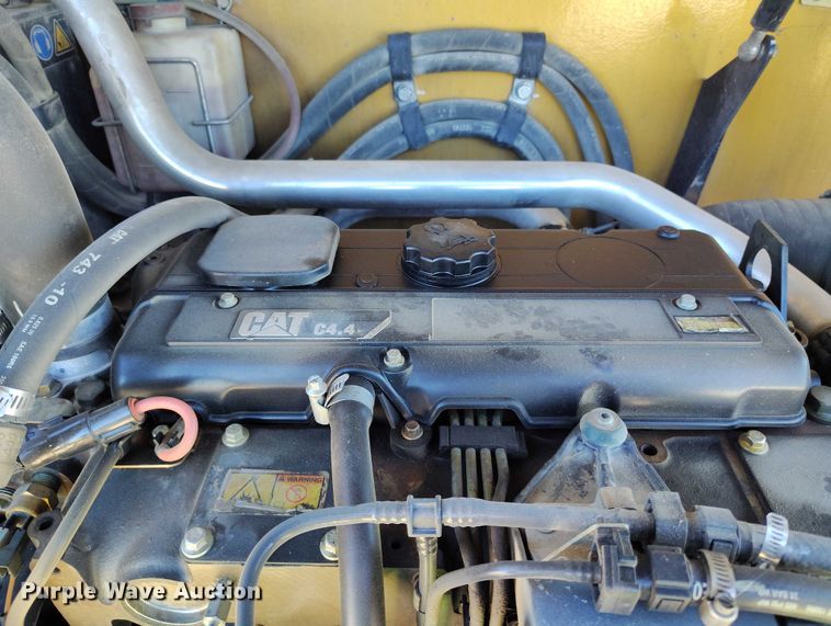 image for item DP5089 2010 Caterpillar TH514 telehandler