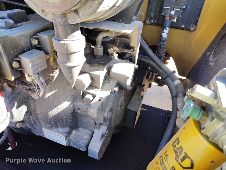 image for item DP5089 2010 Caterpillar TH514 telehandler