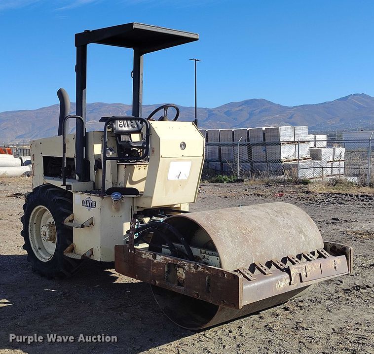 COMPACTADOR 1999 INGERSOLL RAND SD40D