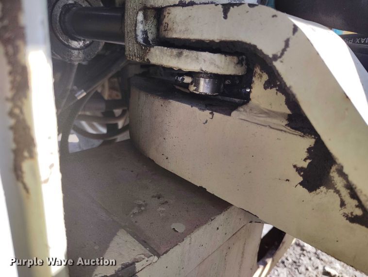 image for item DP5096 1999 Ingersoll Rand SD-40D single drum vibratory roller