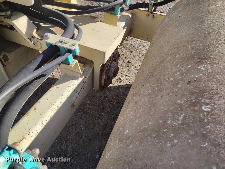 image for item DP5096 1999 Ingersoll Rand SD-40D single drum vibratory roller
