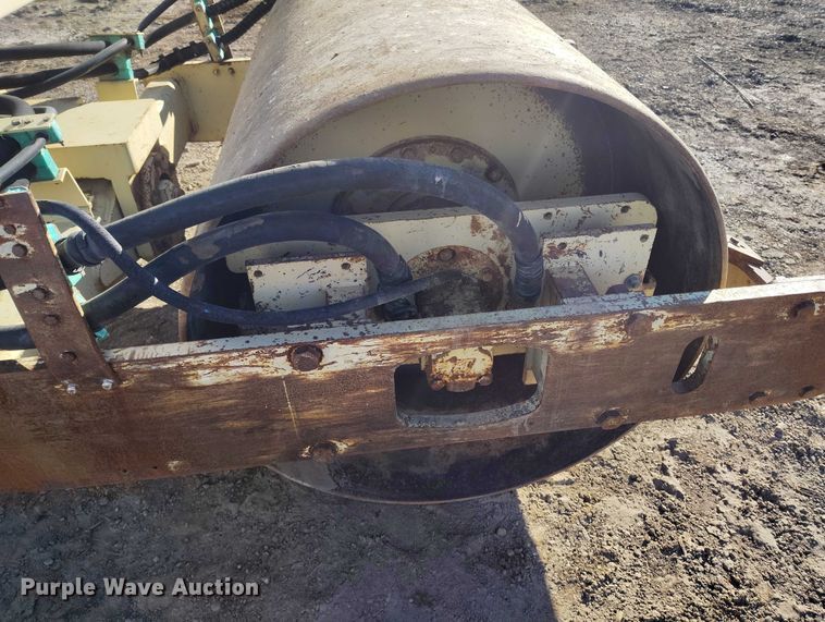 image for item DP5096 1999 Ingersoll Rand SD-40D single drum vibratory roller