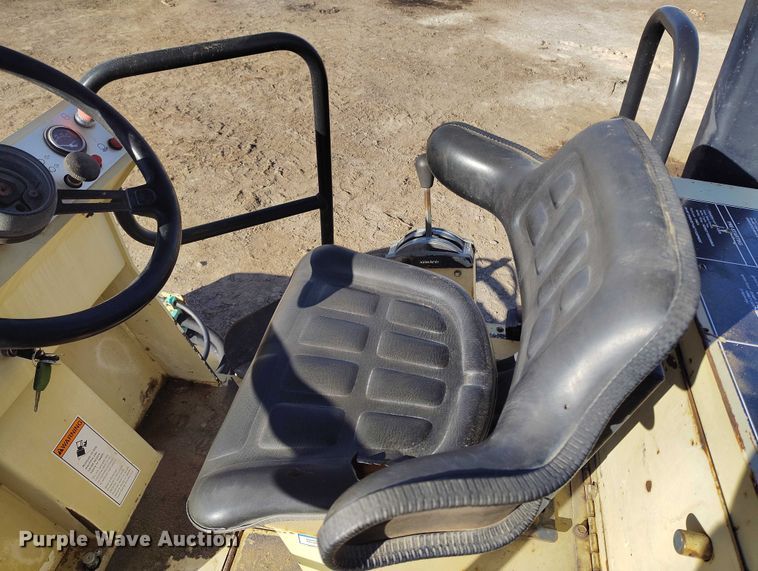 image for item DP5096 1999 Ingersoll Rand SD-40D single drum vibratory roller