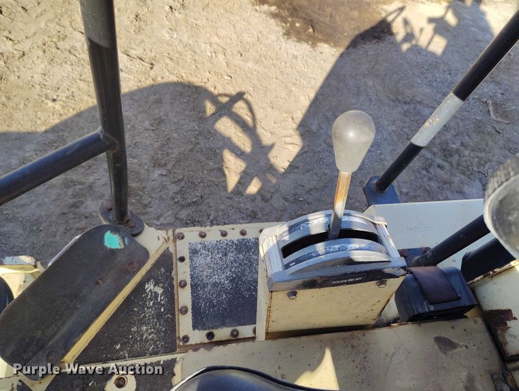 image for item DP5096 1999 Ingersoll Rand SD-40D single drum vibratory roller