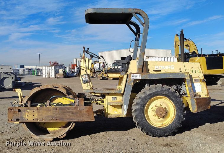image for item DP5097 1994 Bomag BW142PDB-2 single drum vibratory roller