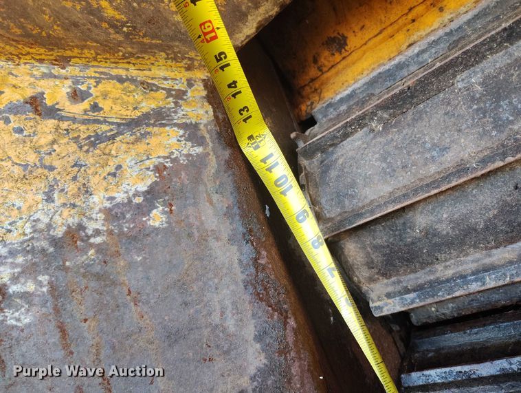 image for item DP5098 2002 Bandit 250 wood chipper