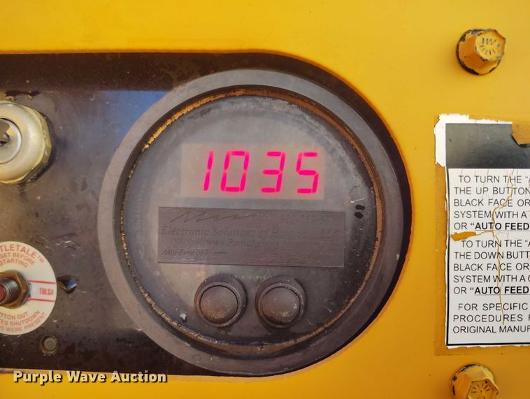 image for item DP5098 2002 Bandit 250 wood chipper