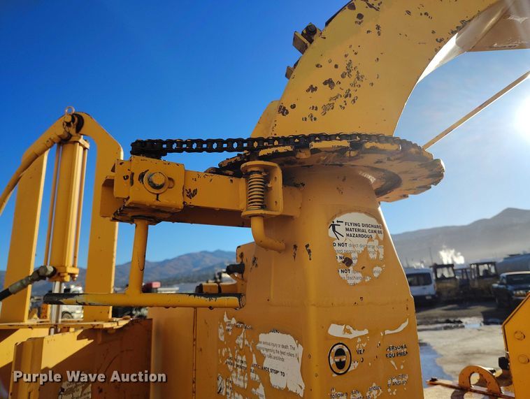 image for item DP5098 2002 Bandit 250 wood chipper