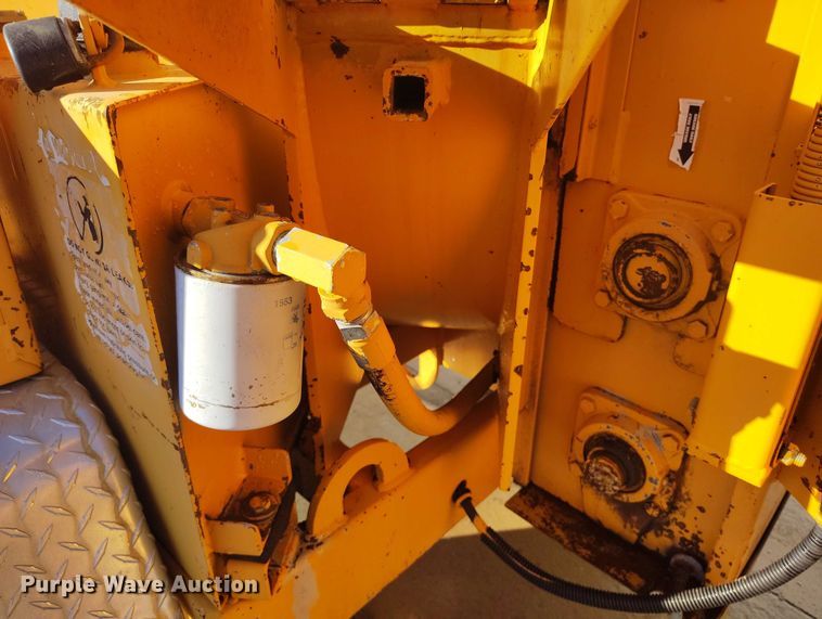 image for item DP5098 2002 Bandit 250 wood chipper