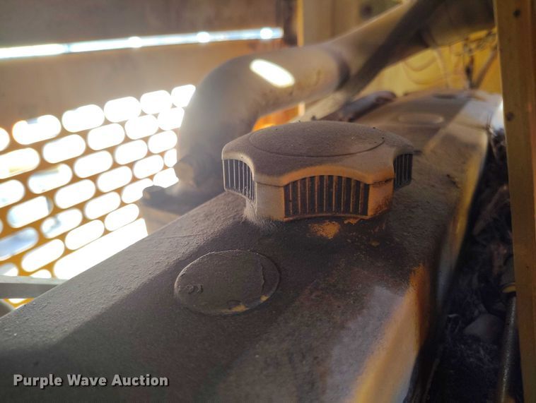 image for item DP5098 2002 Bandit 250 wood chipper