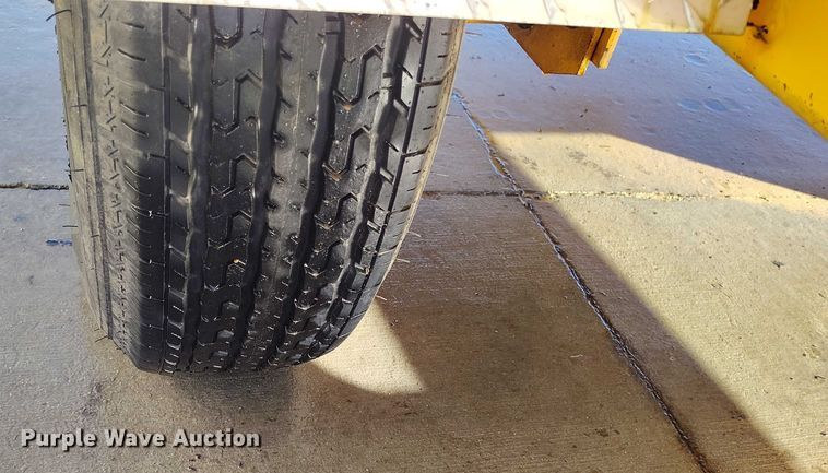 image for item DP5098 2002 Bandit 250 wood chipper