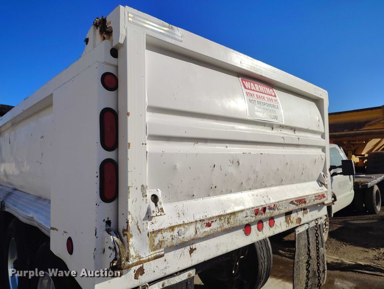 image for item DP5099 2006 Clement 3AT1511 end dump pup trailer