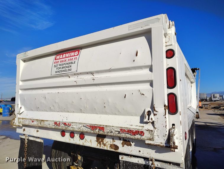 image for item DP5099 2006 Clement 3AT1511 end dump pup trailer